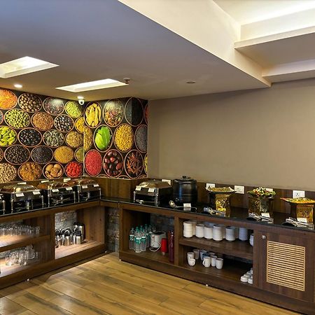 Hotel Oxmo Delhi Airport With Free Airport Transsfer New Delhi Eksteriør bilde