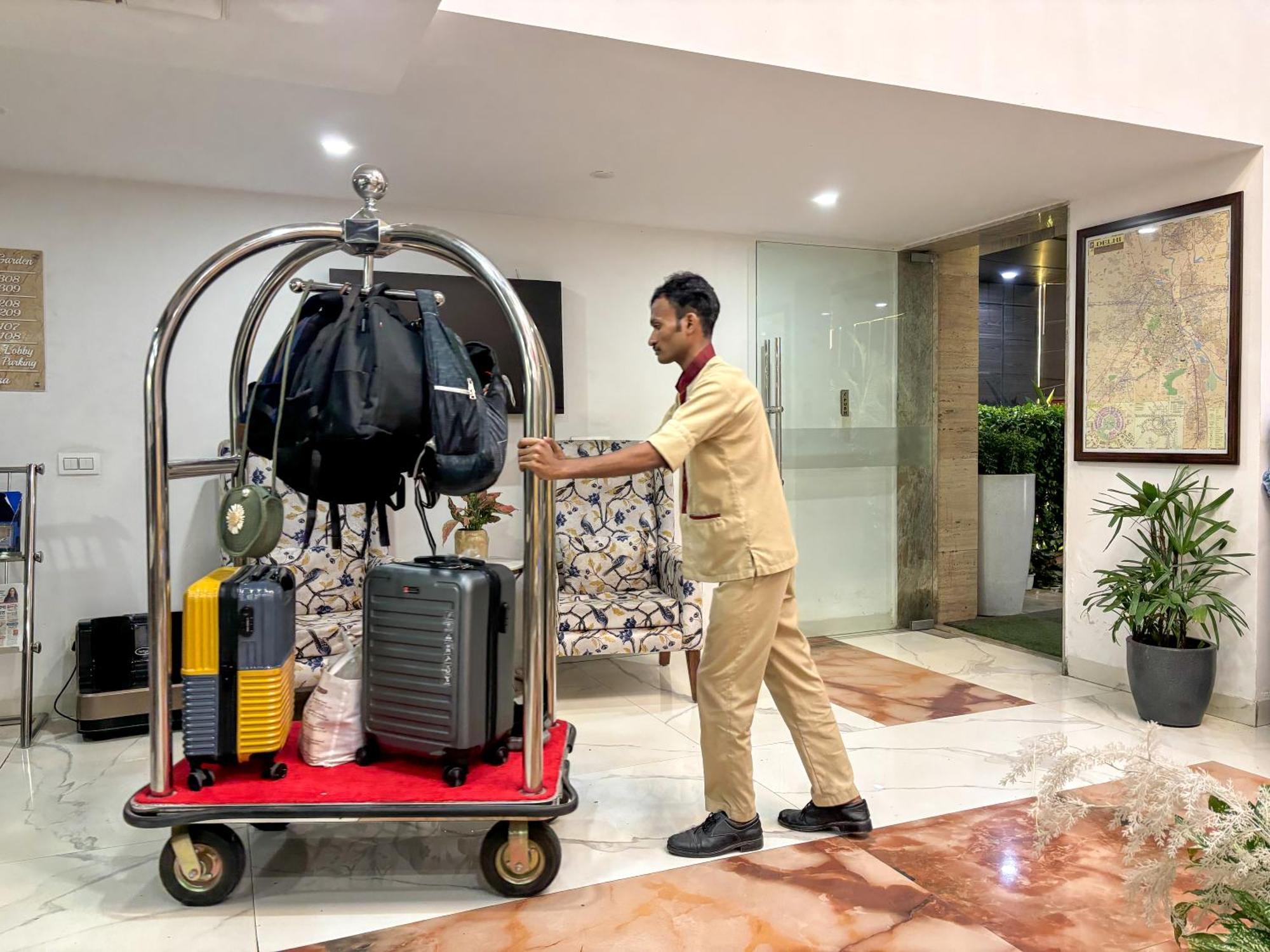Hotel Oxmo Delhi Airport With Free Airport Transsfer New Delhi Eksteriør bilde